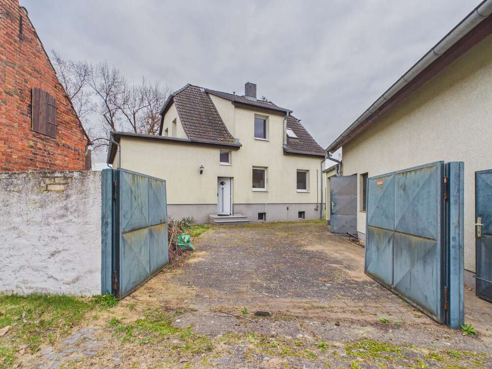 Thumbnail-Haus zum Kaufen in Märkische Heide, OT Biebersdorf 228.000,00 € 122 m²