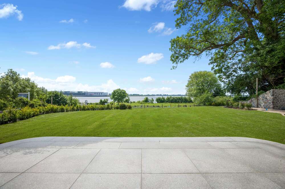 Thumbnail-Wohnung zum Kaufen in Hamburg 5.500.000,00 € 291.24 m²