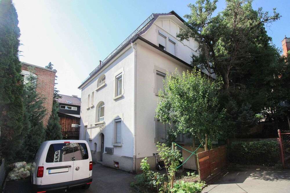 Thumbnail-Haus zum Kaufen in Stuttgart 799.000,00 € 228.25 m²