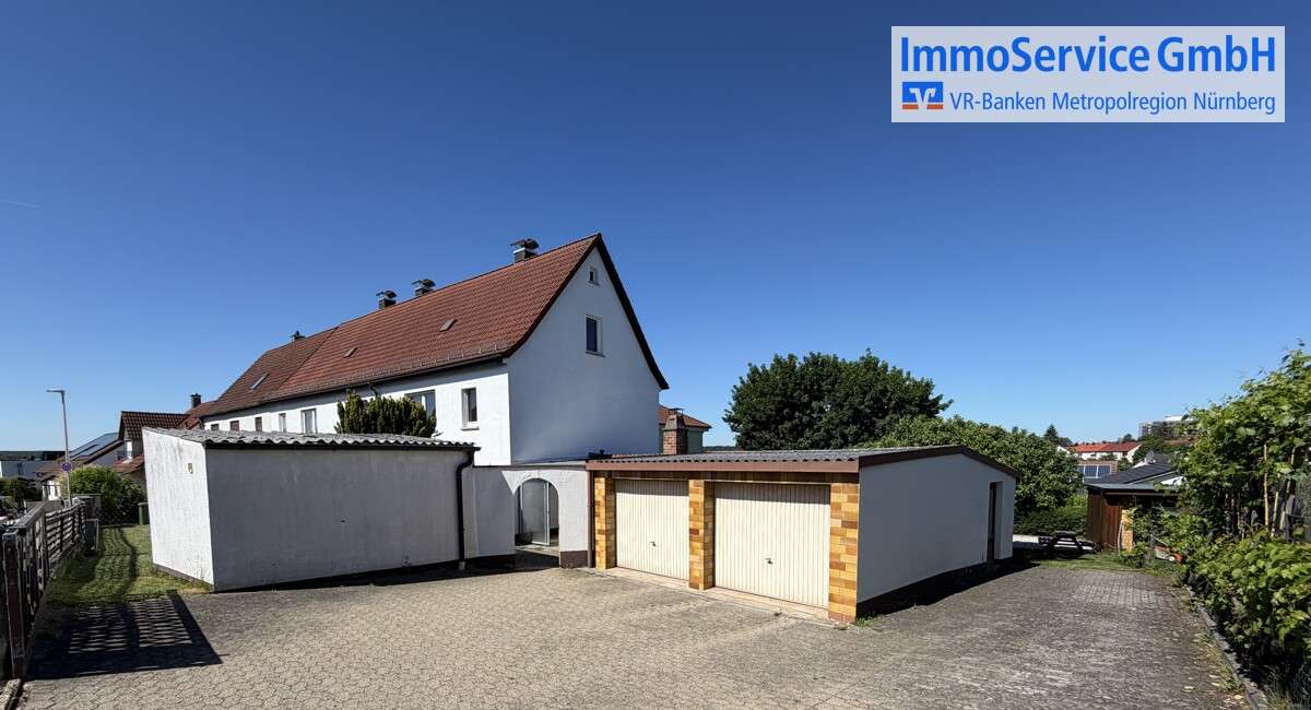 Thumbnail-Haus zum Kaufen in Herzogenaurach 695.000,00 € 211 m²