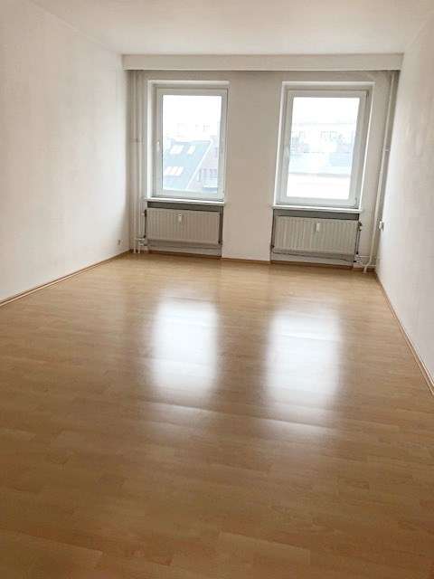 Thumbnail-Wohnung zum Mieten in Rostock 700,00 € 64.43 m²
