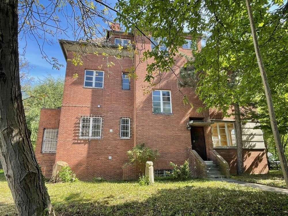 Thumbnail-Haus zum Kaufen in Frankfurt 4.900.000,00 € 252 m²