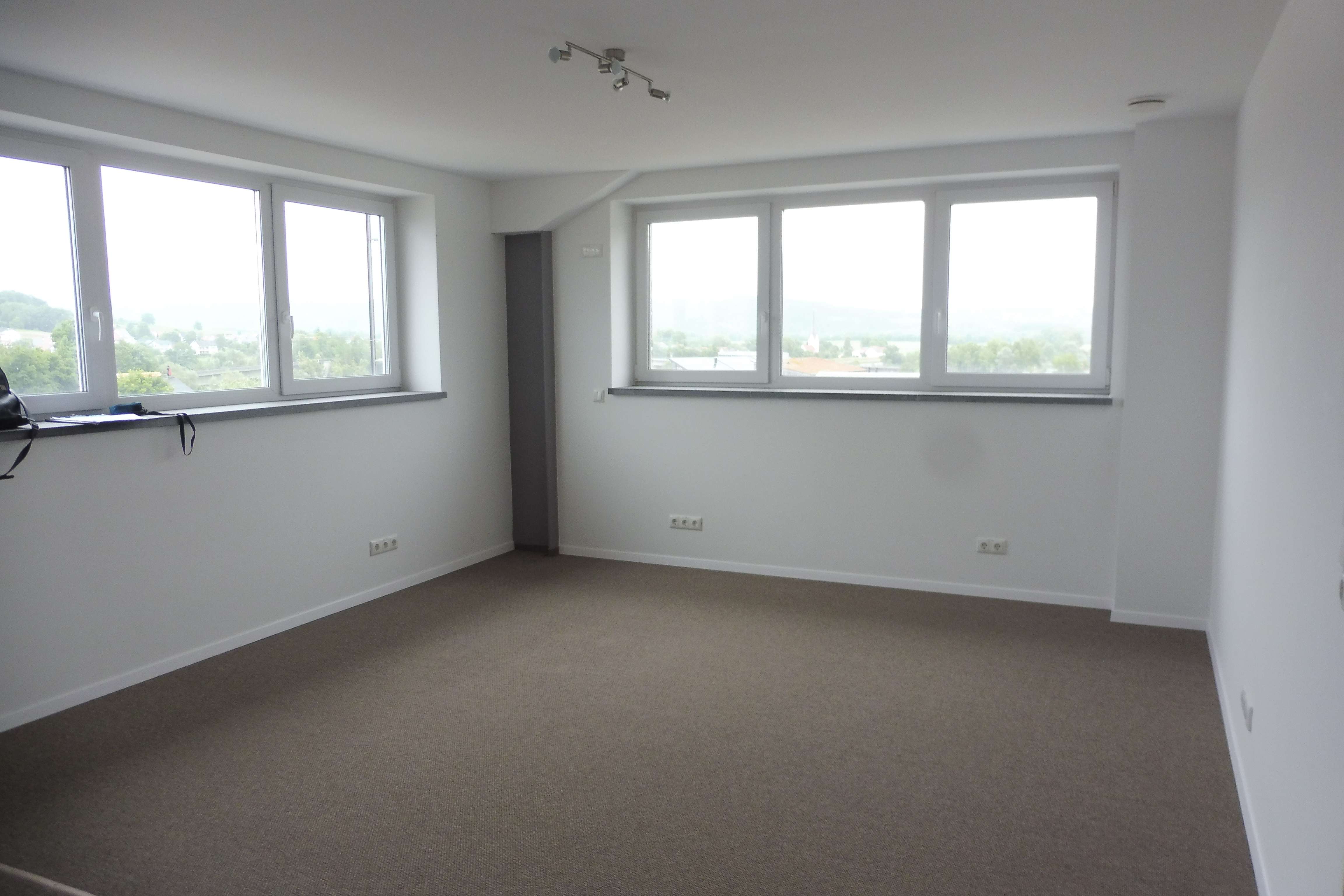 Thumbnail-Wohnung zum Mieten in Lengfeld 890,00 € 92 m²