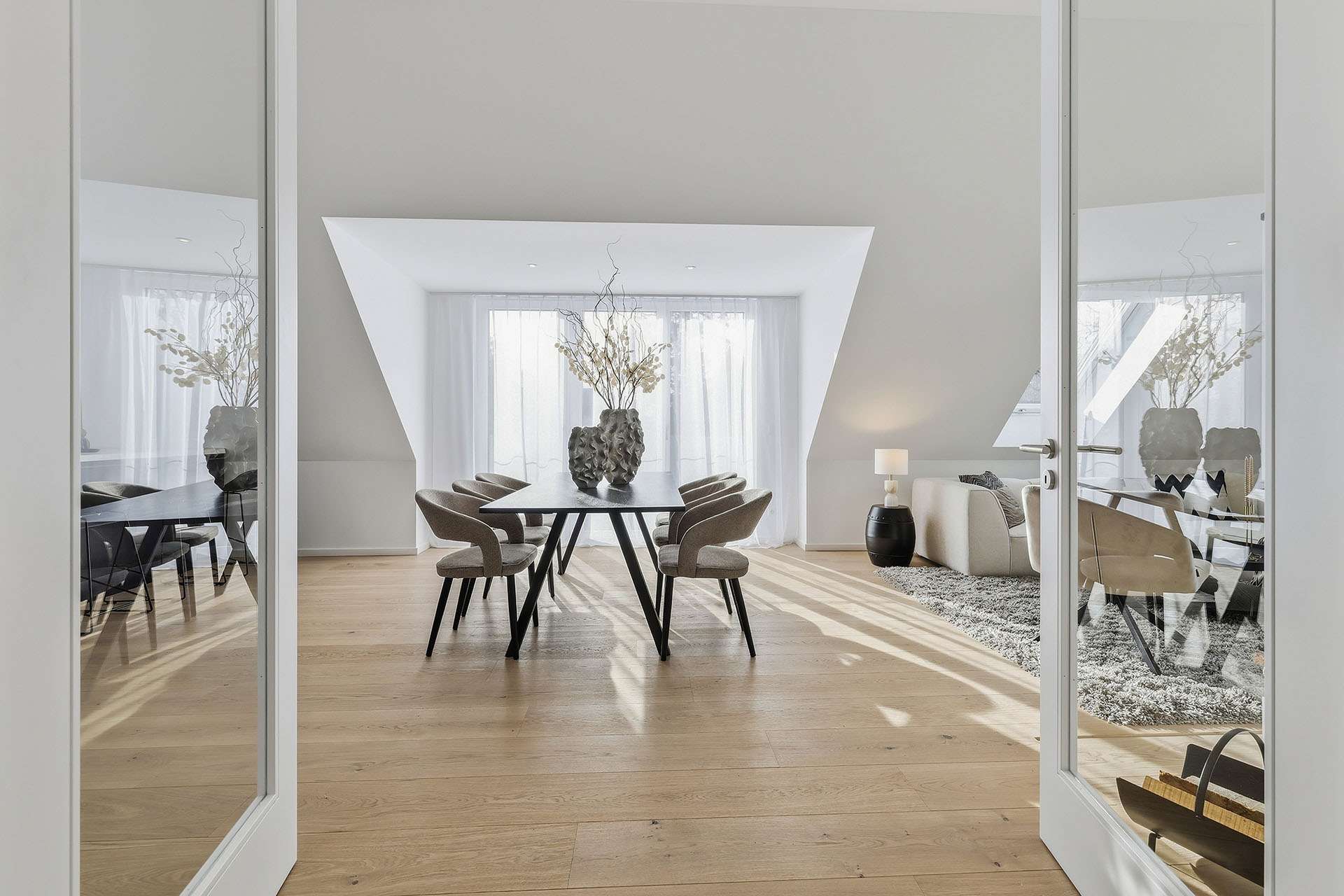 Thumbnail-Wohnung zum Kaufen in München 1.830.000,00 € 142 m²