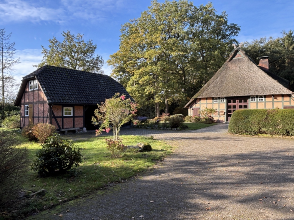 Thumbnail-Haus zum Kaufen in Worpswede 385.000,00 € 220 m²