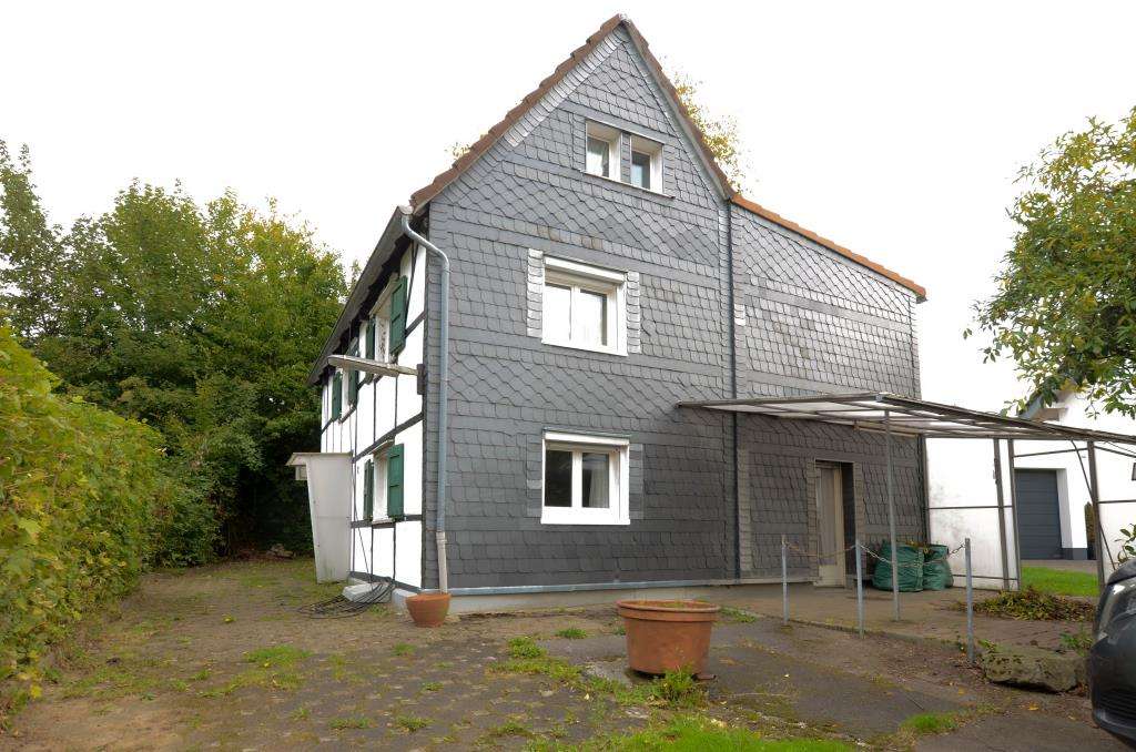 Thumbnail-Haus zum Kaufen in Leverkusen (Bergisch Neukirchen) 299.000,00 € 132.92 m²