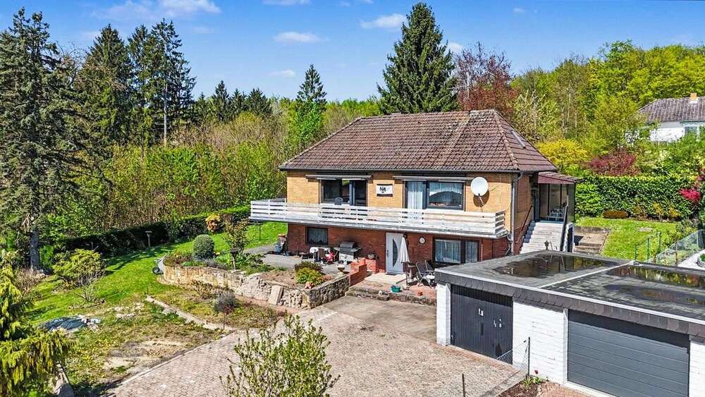 Thumbnail-Haus zum Kaufen in Bad Münder am Deister 190.000,00 € 214 m²
