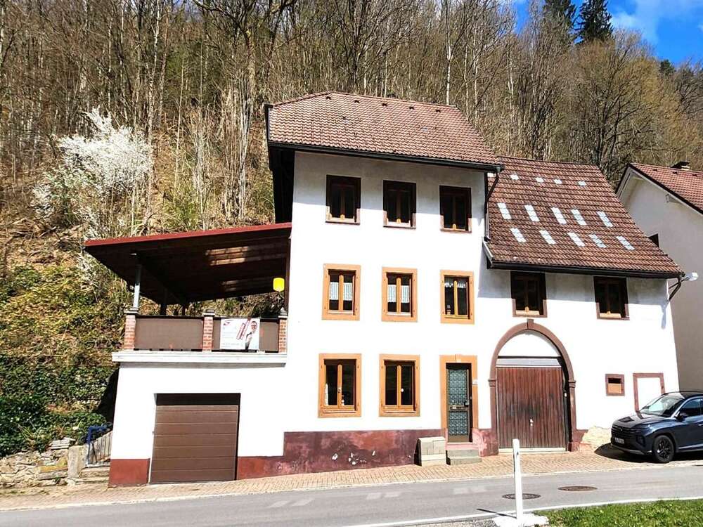 Thumbnail-Haus zum Kaufen in Zell im Wiesental (Mambach) 249.000,00 € 216 m²