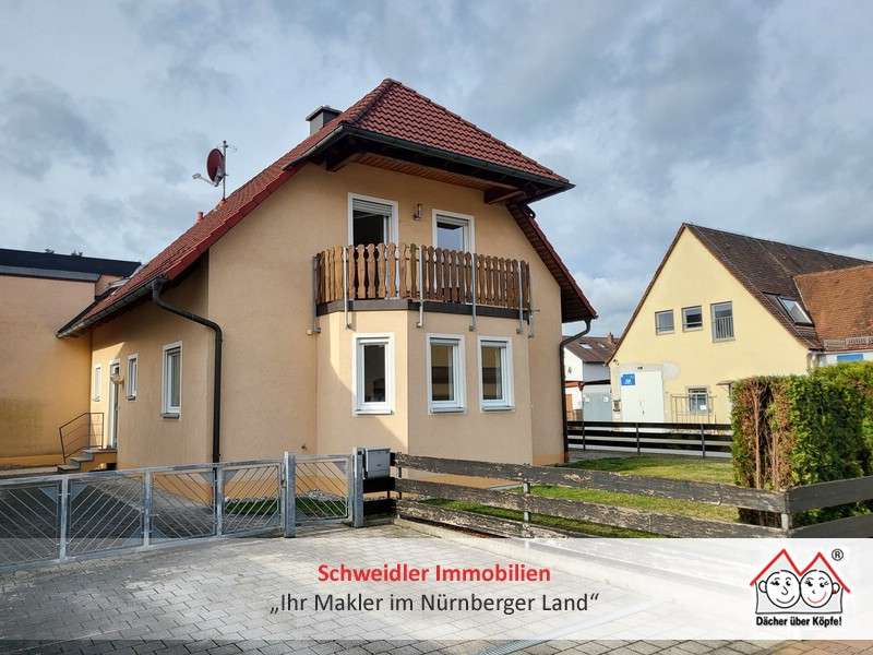 Thumbnail-Haus zum Mieten in Röthenbach 1.680,00 € 122 m²