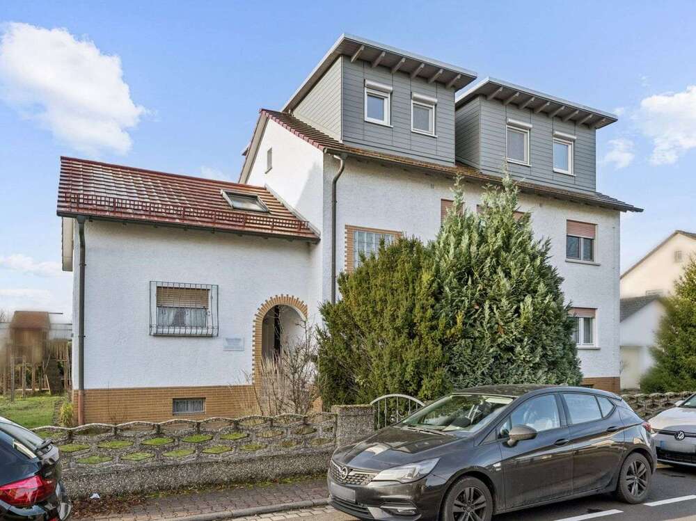 Thumbnail-Haus zum Kaufen in Bruchköbel 749.000,00 € 297.92 m²