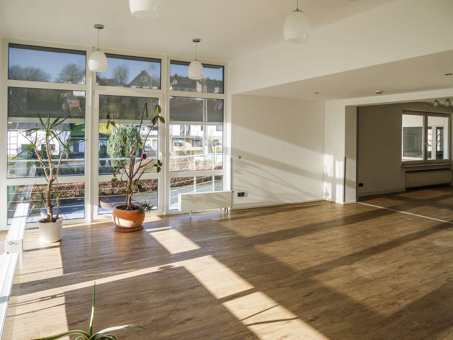 Thumbnail-Wohnung zum Mieten in Engelskirchen 1.850,00 € 200 m²