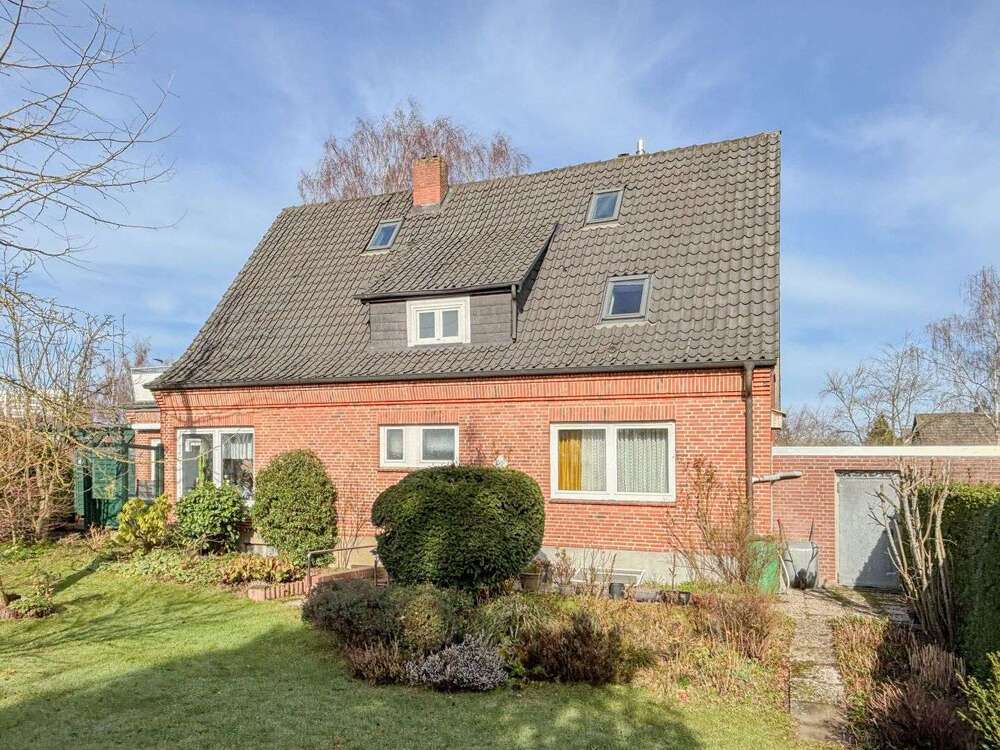 Thumbnail-Haus zum Kaufen in Kronshagen 499.000,00 € 163.33 m²