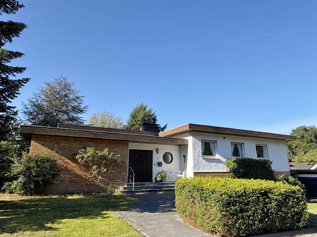 Thumbnail-Haus zum Kaufen in Lage 375.000,00 € 181.54 m²