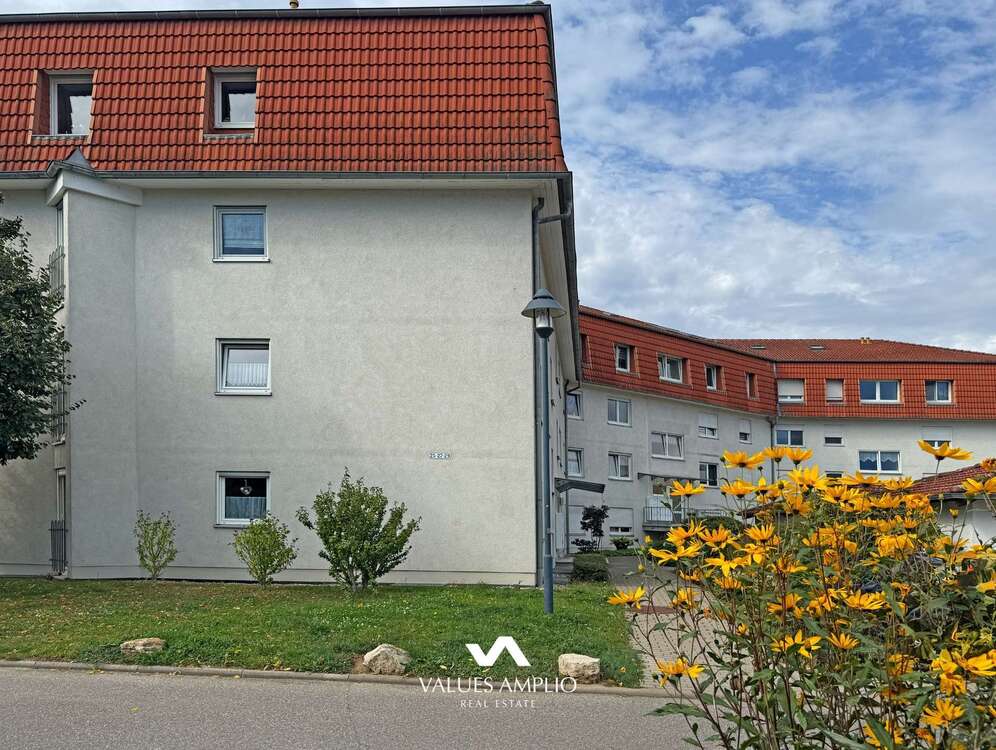 Thumbnail-Wohnung zum Kaufen in Naumburg 115.000,00 € 56.39 m²