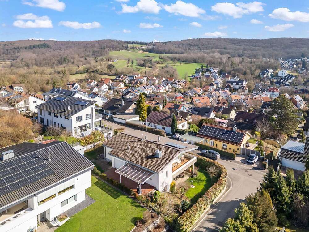 Thumbnail-Haus zum Kaufen in Emmendingen 930.000,00 € 195 m²