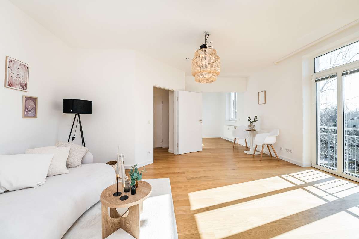 Thumbnail-Wohnung zum Kaufen in Berlin Altglienicke 249.000,00 € 59.09 m²