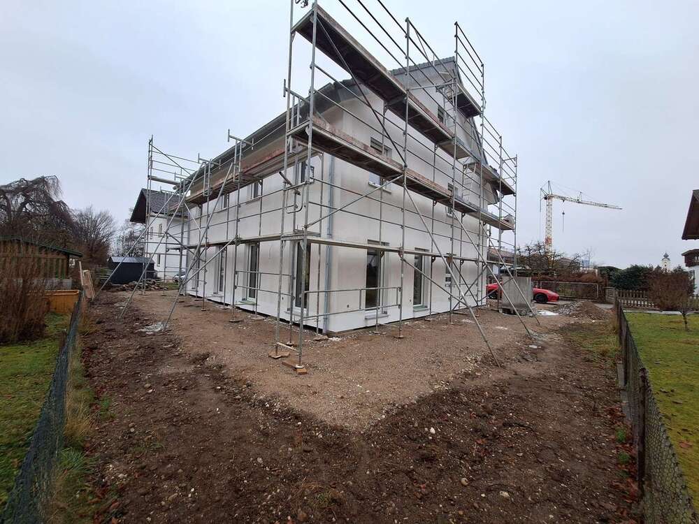 Thumbnail-Haus zum Mieten in Edling 1.876,00 € 152 m²