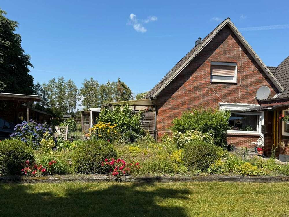 Thumbnail-Haus zum Mieten in Wiefelstede 1.040,00 € 120 m²