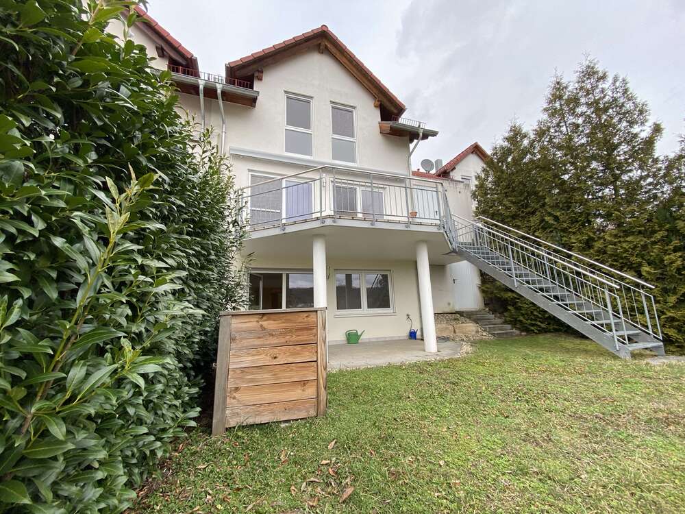 Thumbnail-Haus zum Mieten in Rudersberg 1.850,00 € 152 m²