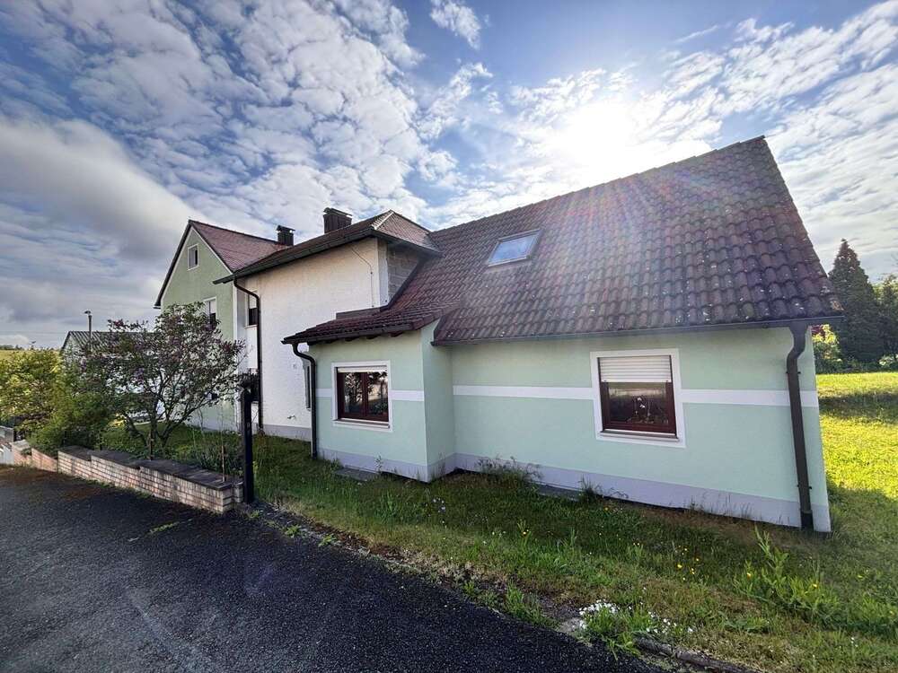 Thumbnail-Haus zum Kaufen in Nürnberg 525.000,00 € 246.81 m²