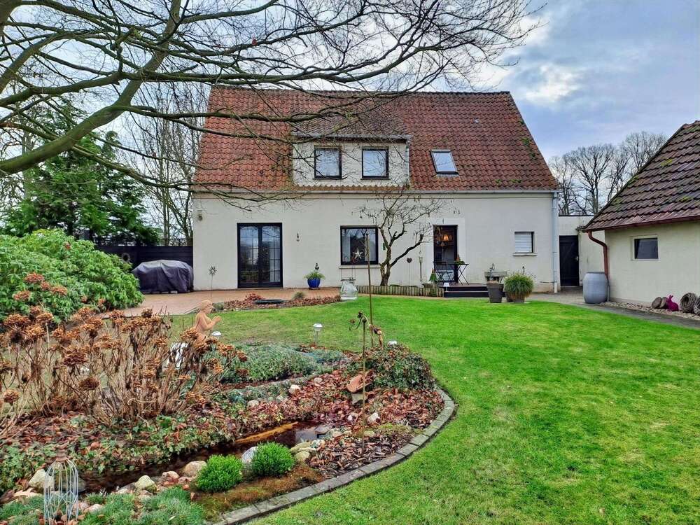 Thumbnail-Haus zum Kaufen in Petershagen 179.000,00 € 150 m²