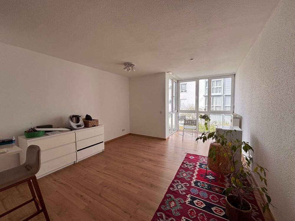 Thumbnail-Wohnung zum Kaufen in Wiesbaden 217.000,00 € 54.38 m²