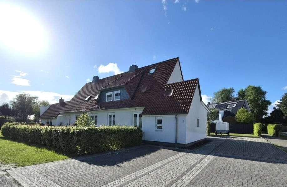 Thumbnail-Haus zum Kaufen in Oldenburg 389.000,00 € 117.64 m²
