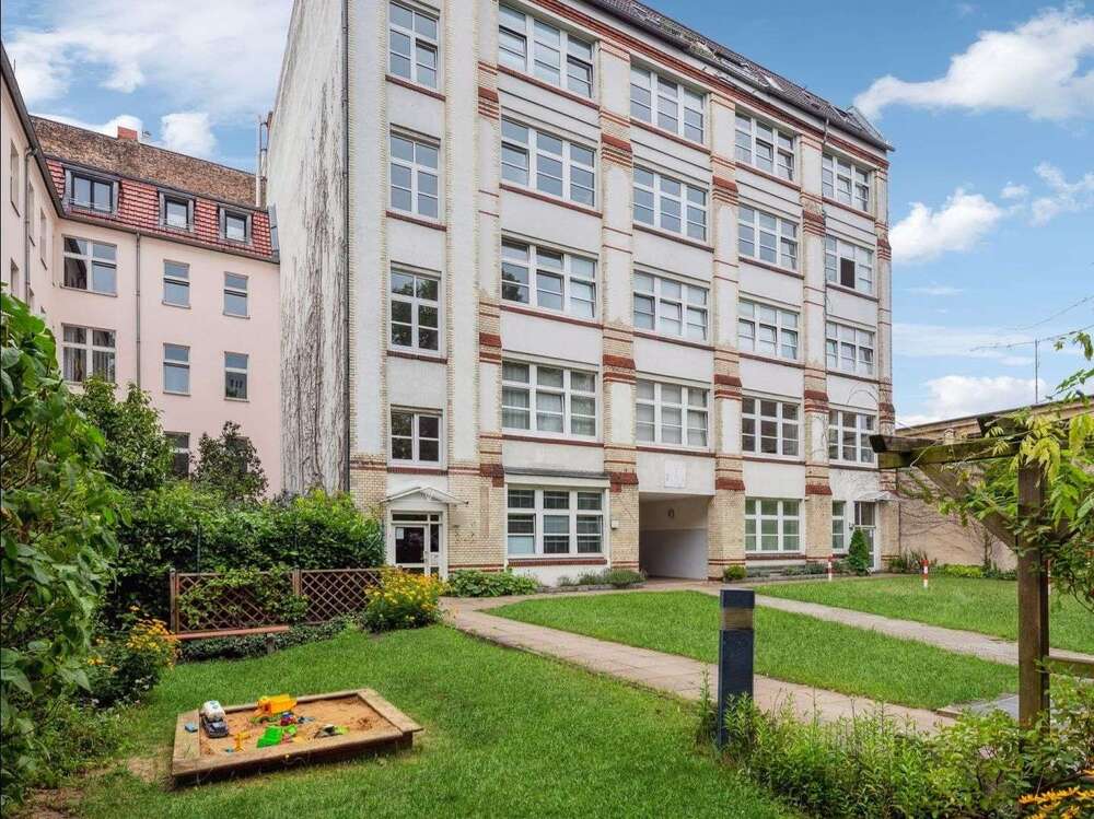 Thumbnail-Wohnung zum Kaufen in Berlin 1.460.000,00 € 317 m²