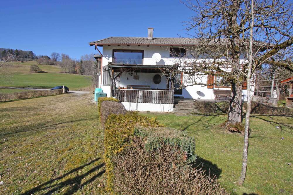 Thumbnail-Haus zum Kaufen in Rimsting am Chiemsee 1.100.000,00 € 205 m²