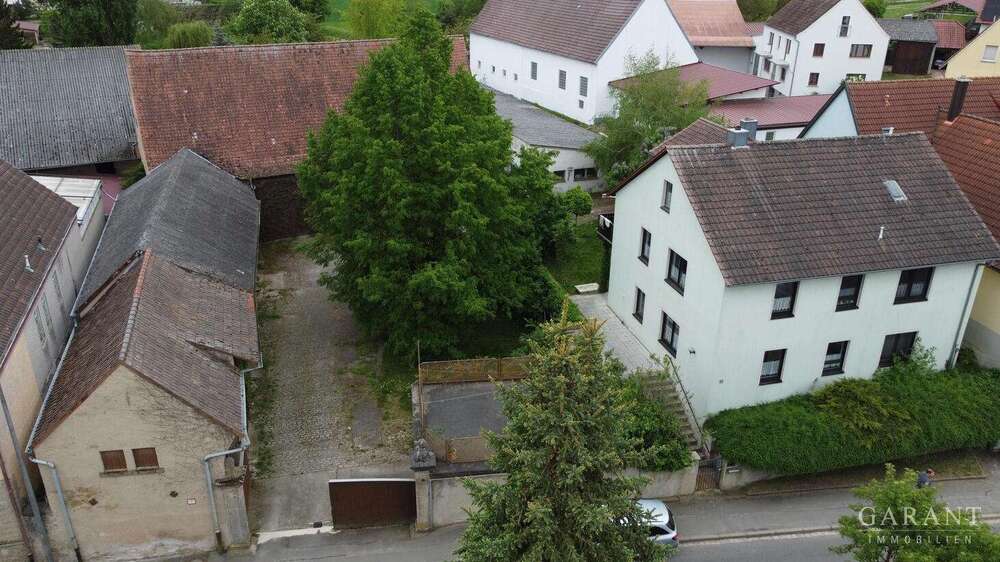 Thumbnail-Haus zum Kaufen in Dettelbach 690.000,00 € 187 m²