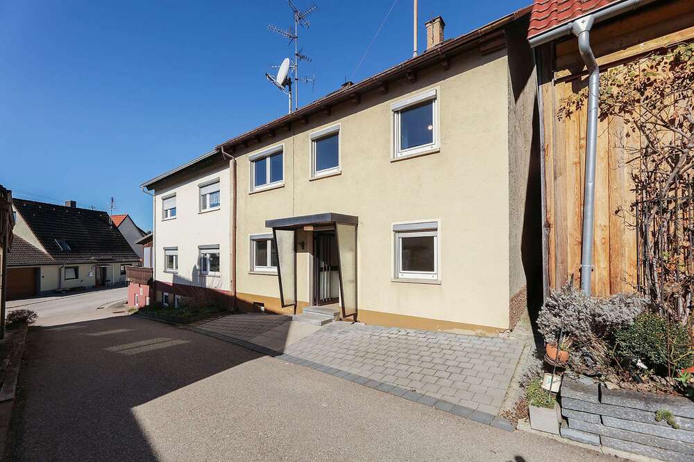 Thumbnail-Haus zum Kaufen in Gerstetten Heldenfingen 99.900,00 € 101 m²