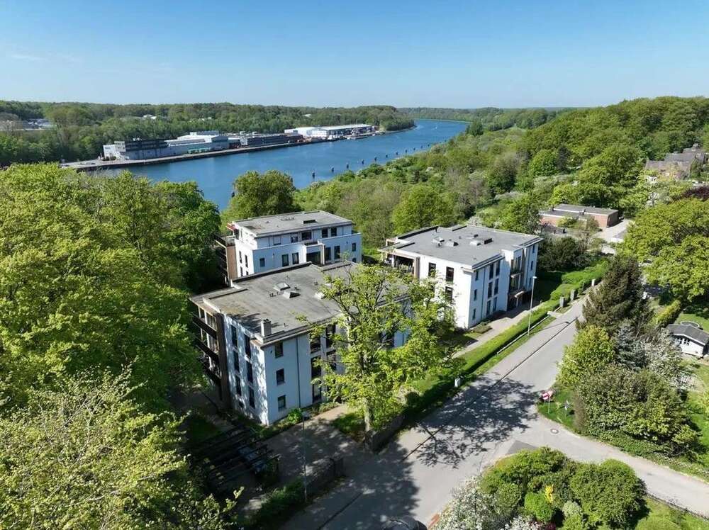 Thumbnail-Wohnung zum Kaufen in Altenholz-Knoop 447.000,00 € 107 m²