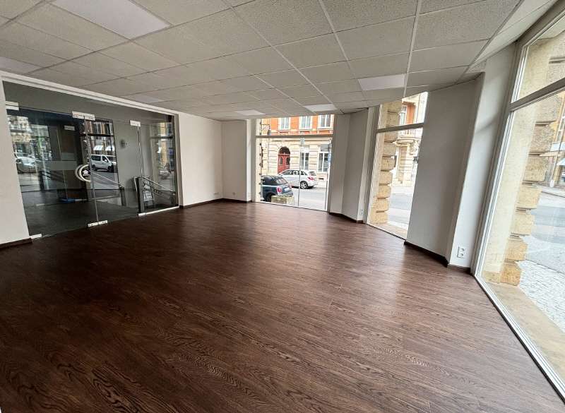 Thumbnail-Einzelhandel in Pirna 1.100,00 € 110.7 m²