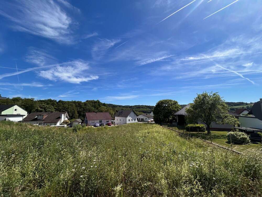 Thumbnail-Grundstück zu verkaufen in Leun 135.000,00 € 921 m²
