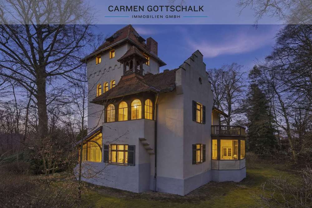 Thumbnail-Haus zum Kaufen in Gräfelfing 4.350.000,00 € 222 m²