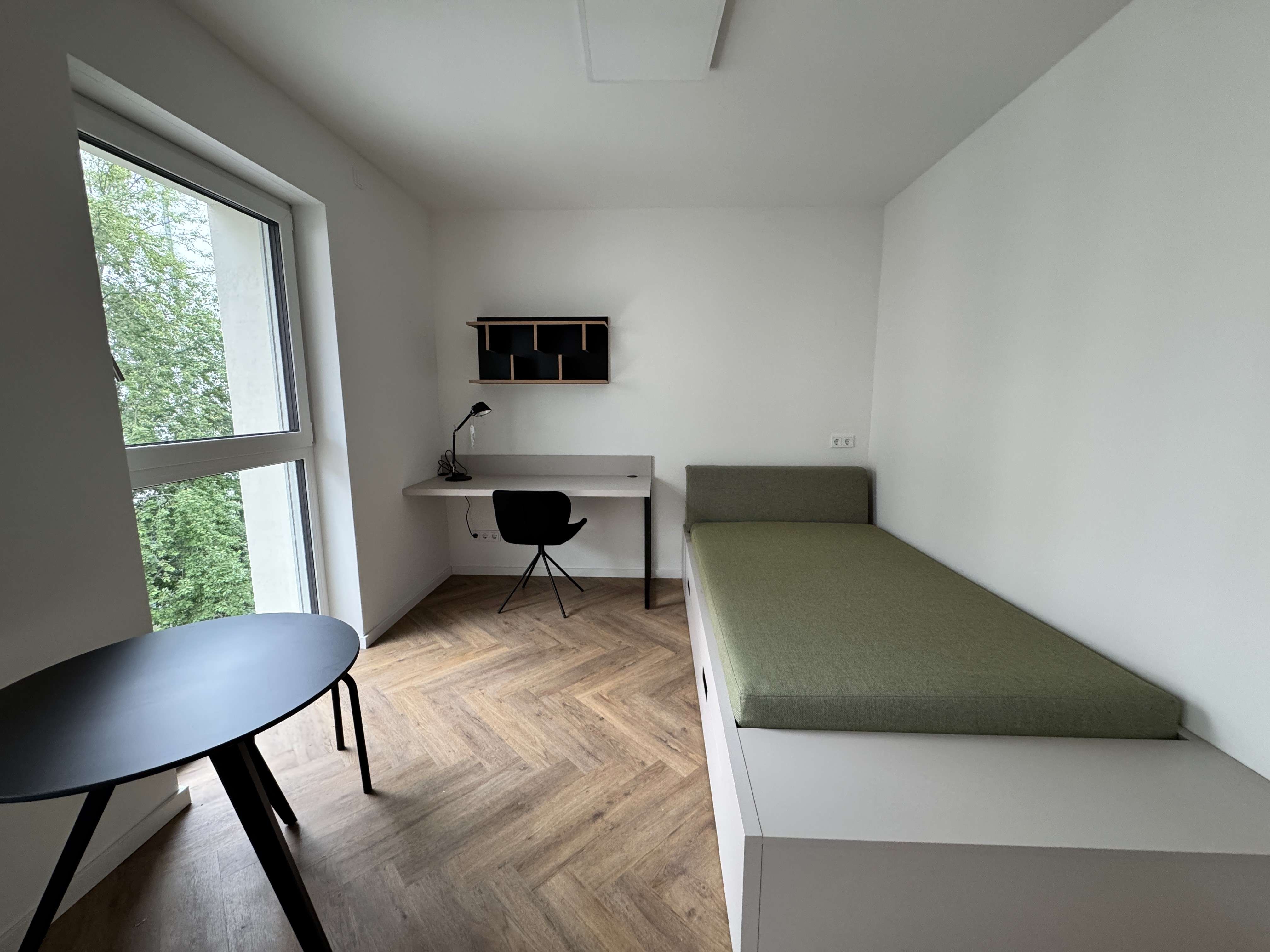 Thumbnail-Wohnung zum Mieten in Berlin 582,37 € 23.77 m²