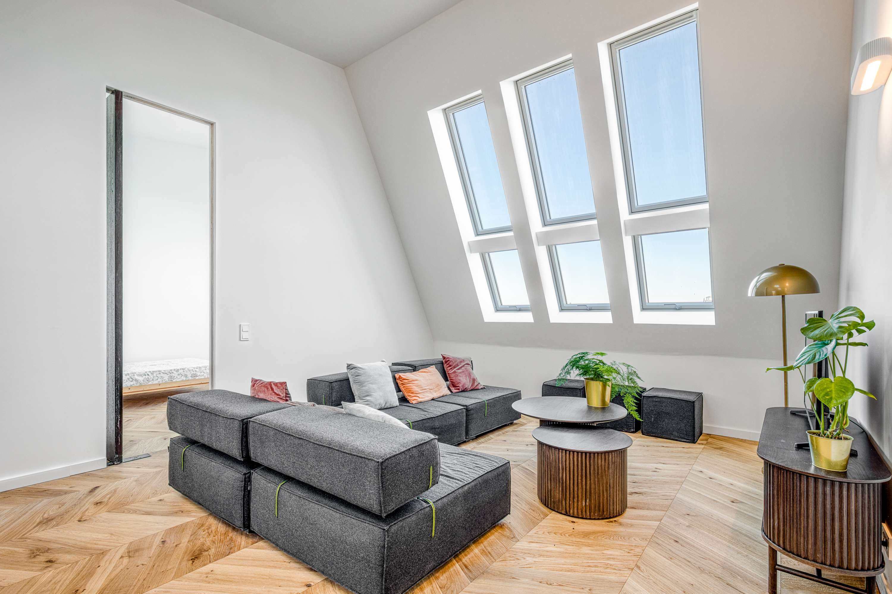 Thumbnail-Wohnung zum Mieten in Berlin 3.900,00 € 130 m²