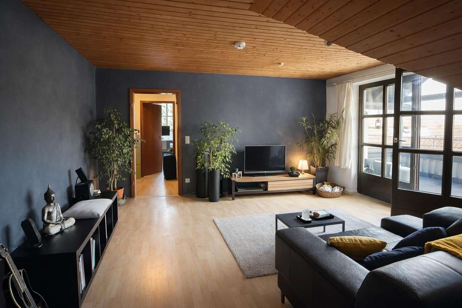 Thumbnail-Wohnung zum Kaufen in Augsburg 265.000,00 € 50 m²