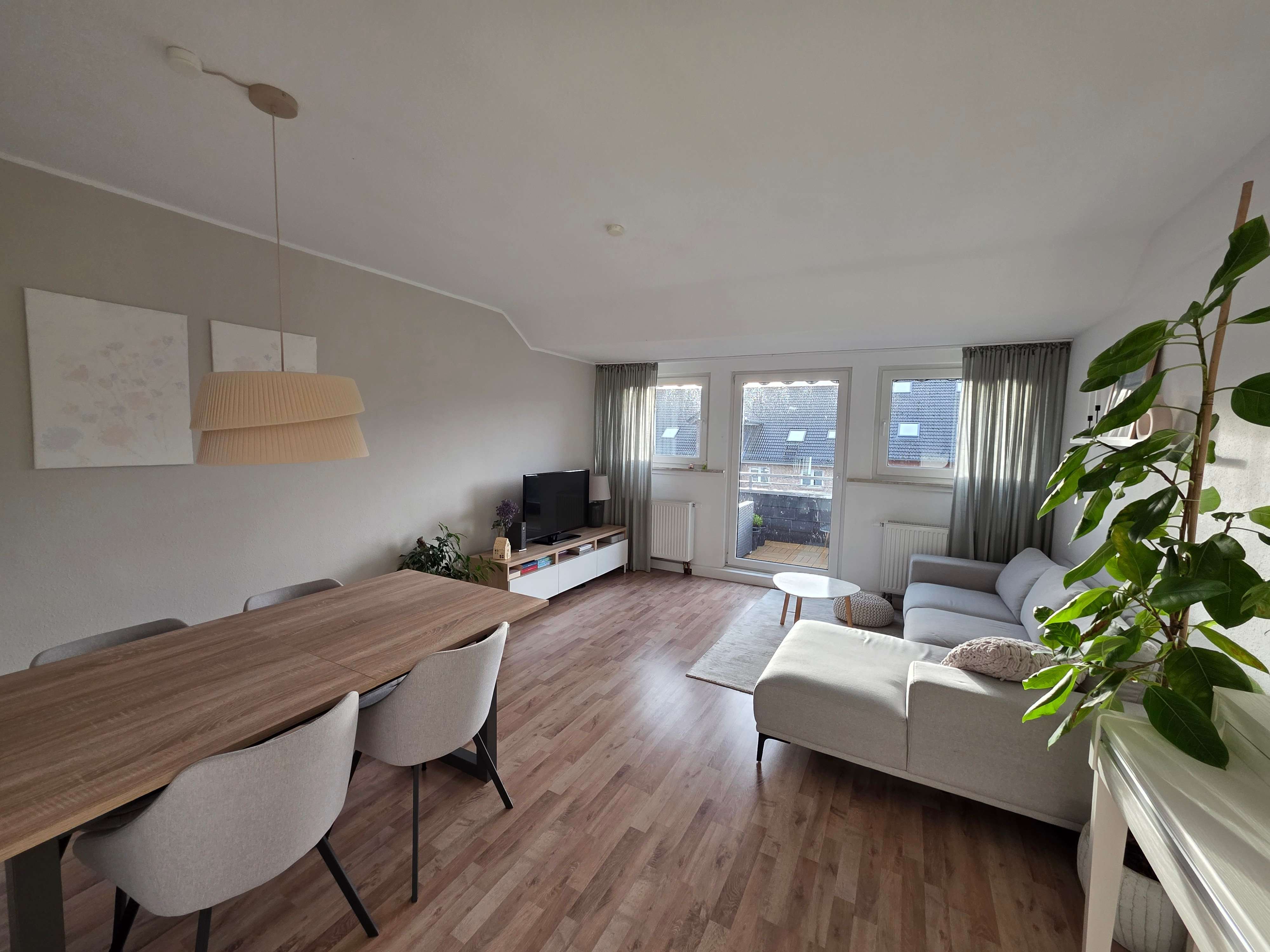 Thumbnail-Wohnung zum Mieten in Siegburg 880,00 € 82 m²