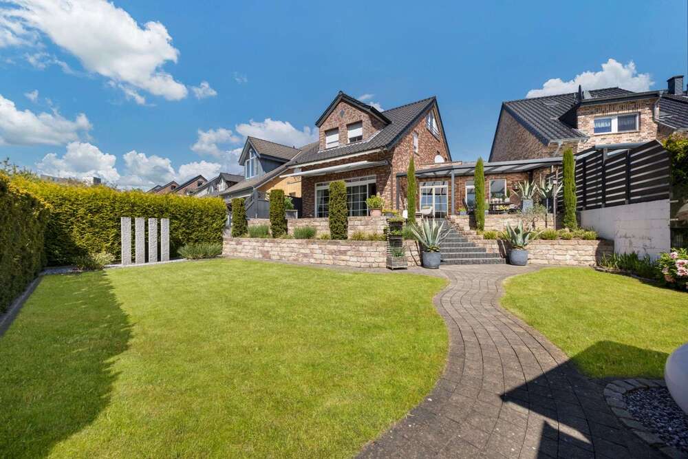 Thumbnail-Haus zum Kaufen in Mönchengladbach 570.000,00 € 135.9 m²