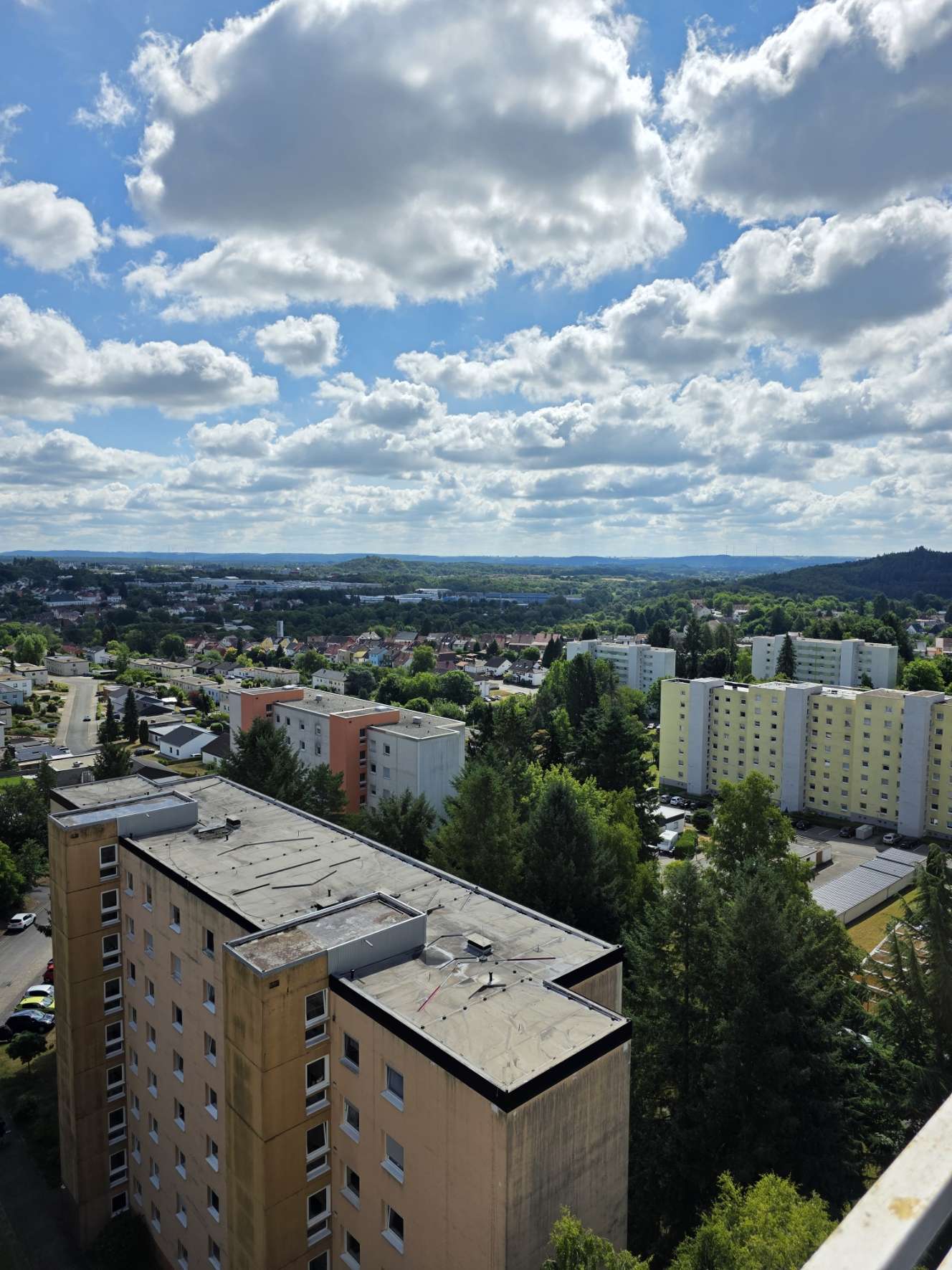 Thumbnail-Wohnung zum Kaufen in Neunkirchen - Wellesweiler 125.000,00 € 128 m²