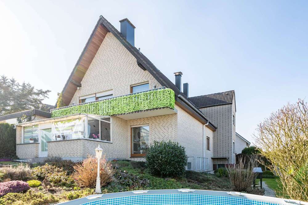 Thumbnail-Haus zum Kaufen in Bielefeld 449.900,00 € 305 m²