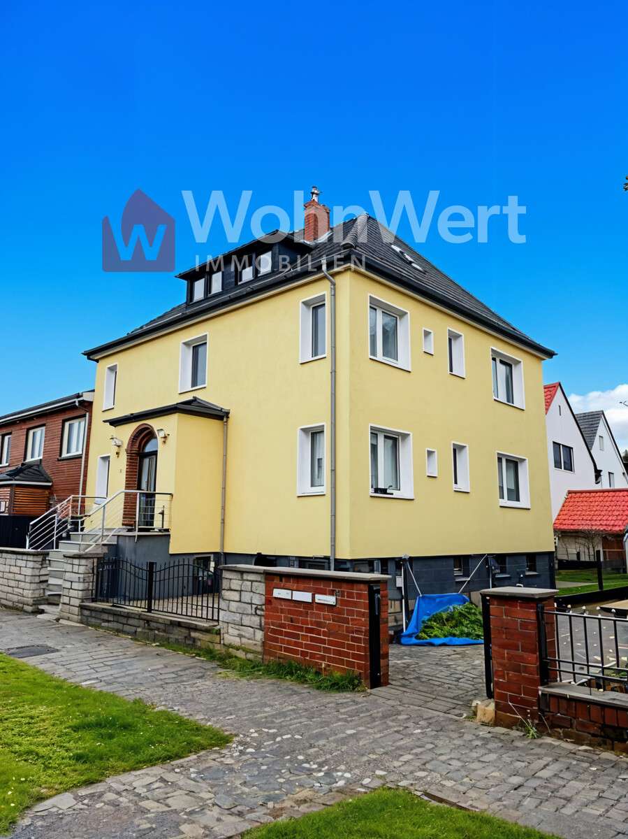 Thumbnail-Haus zum Kaufen in Langenhagen 669.000,00 € 233 m²