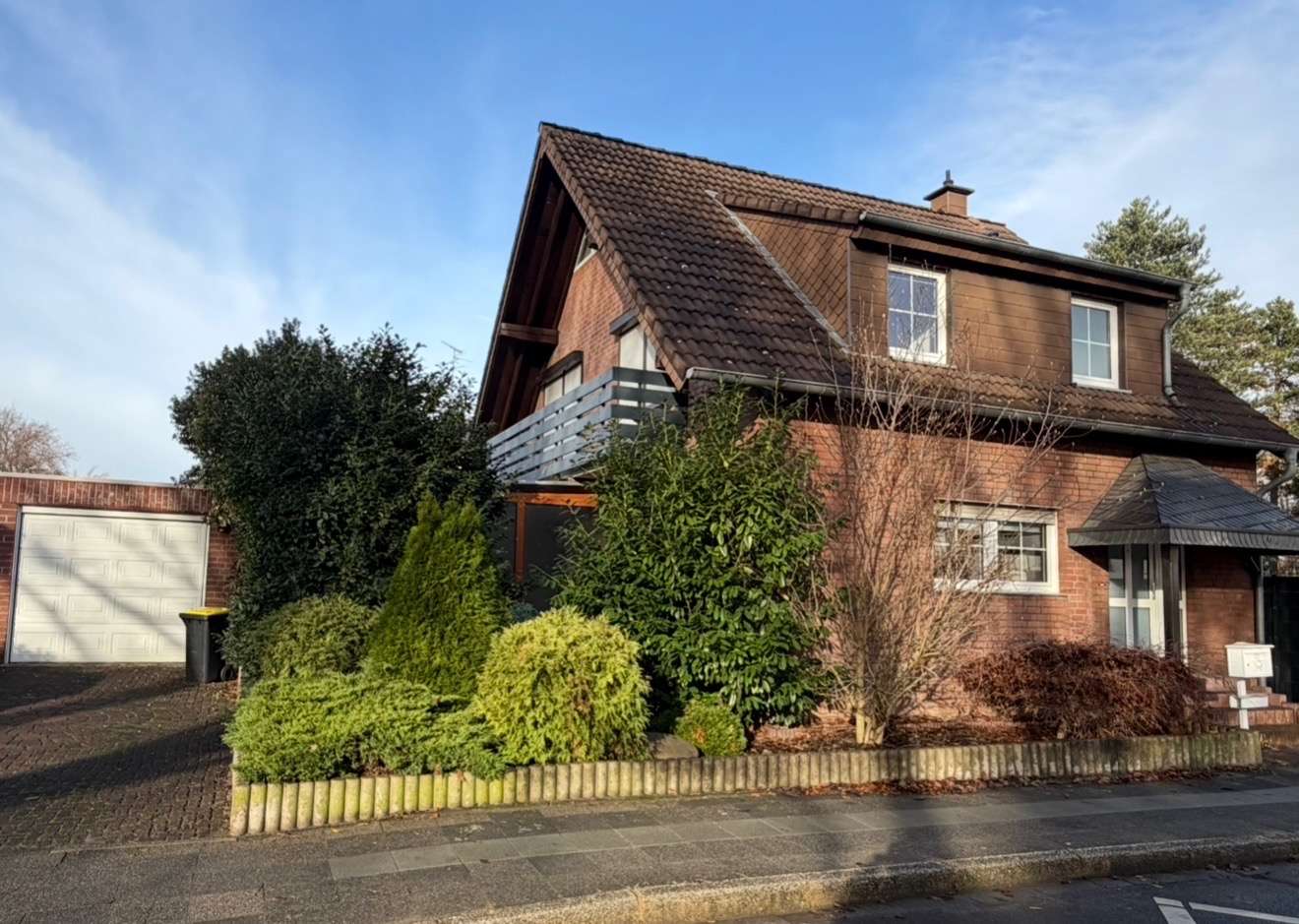 Thumbnail-Haus zum Kaufen in Krefeld 599.000,00 € 211 m²