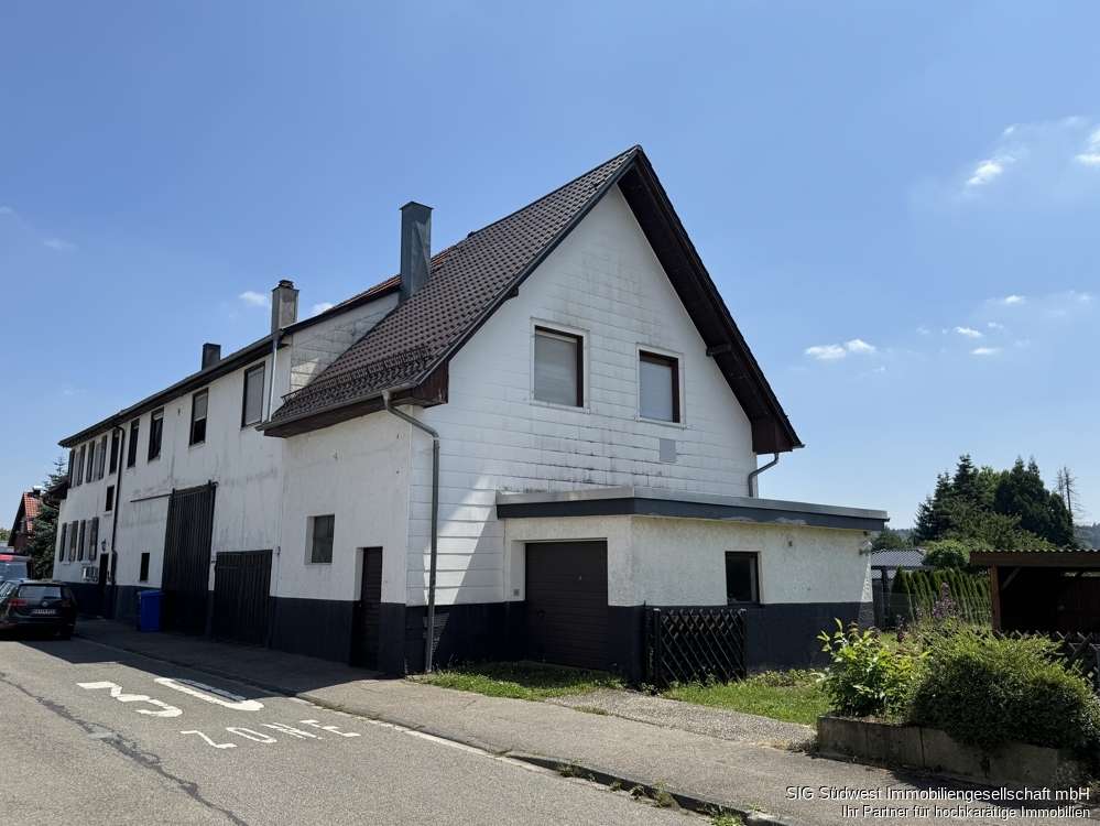 Thumbnail-Haus zum Kaufen in Pforzheim Huchenfeld 589.000,00 € 300 m²
