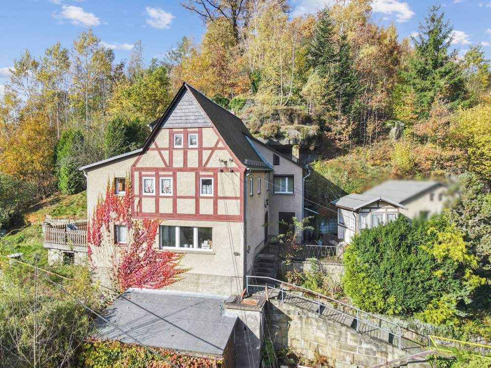 Thumbnail-Haus zum Kaufen in Reinhardtsdorf-Schöna Schöna 199.900,00 € 175.89 m²