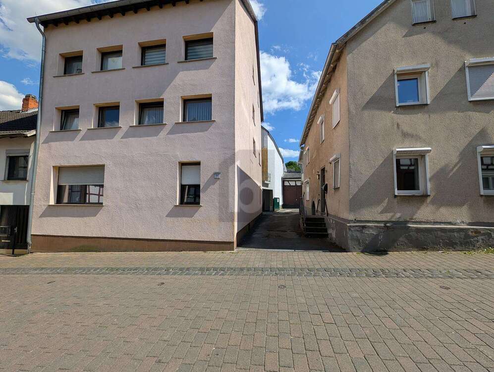 Thumbnail-Haus zum Kaufen in Bad Breisig 559.000,00 € 220 m²