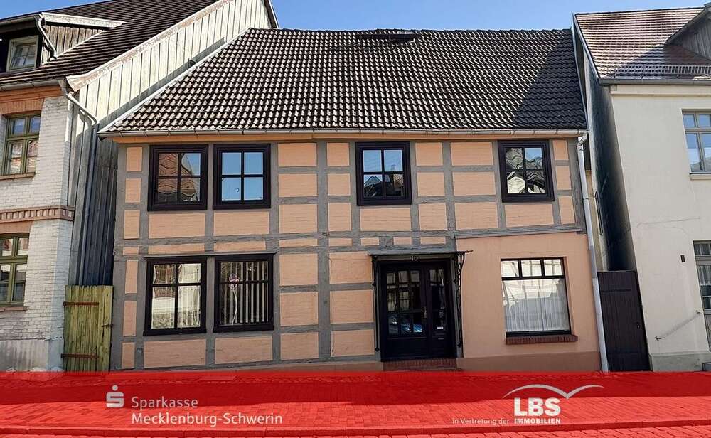 Thumbnail-Haus zum Kaufen in Plau am See 150.000,00 € 134 m²