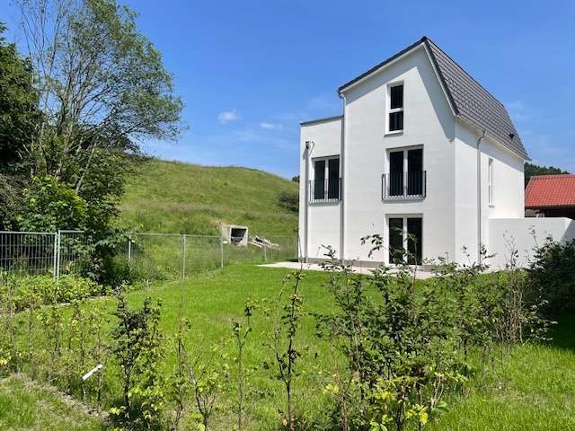 Thumbnail-Haus zum Mieten in Traunstein 2.600,00 € 166 m²