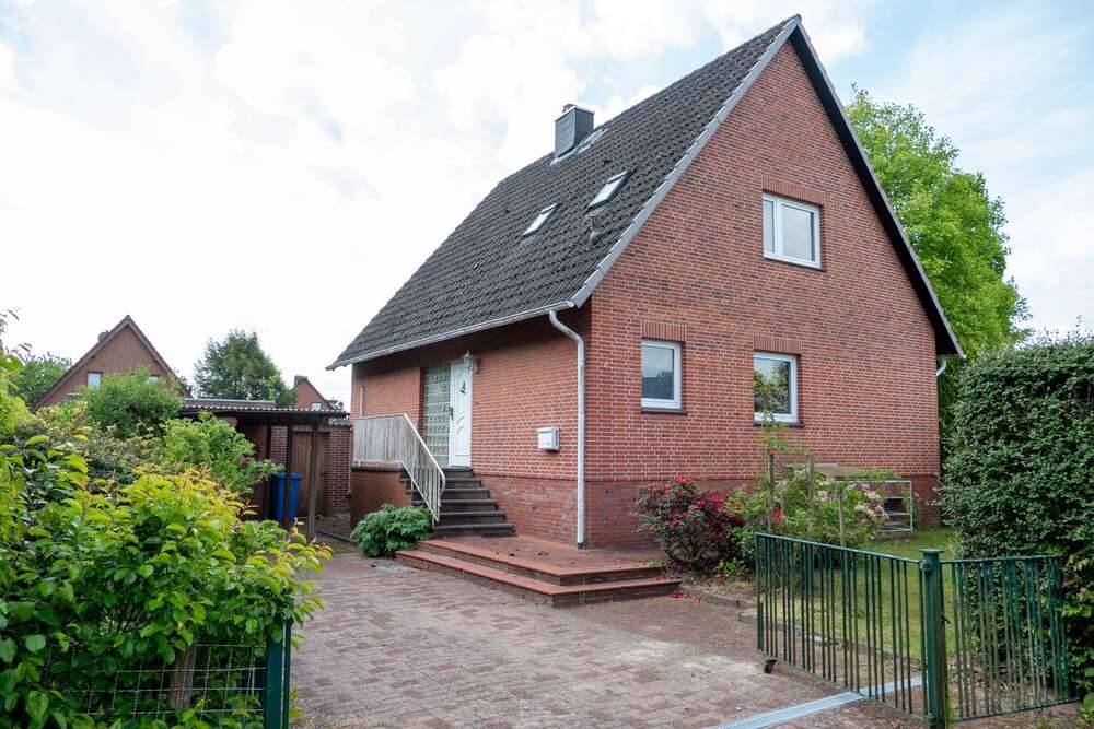 Thumbnail-Haus zum Kaufen in Henstedt-Ulzburg 299.000,00 € 112.09 m²